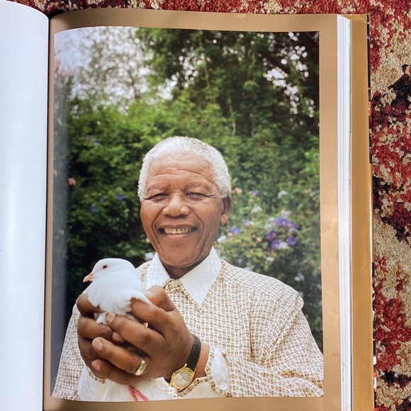 THE OPRAH WINFREY SHOW: REFLECTIONS ON AN AMERICAN LEGACY By Deborah Davis - Picture 10 of 11